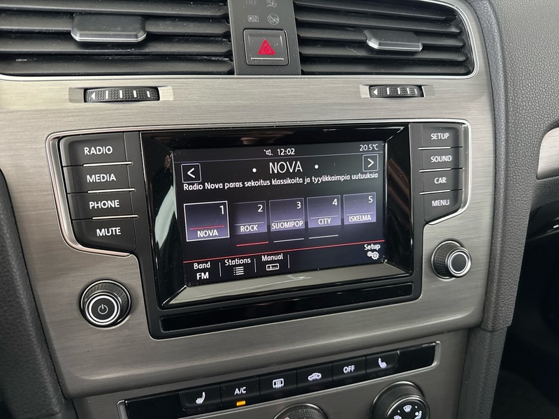 Volkswagen Golf vaihtoauto