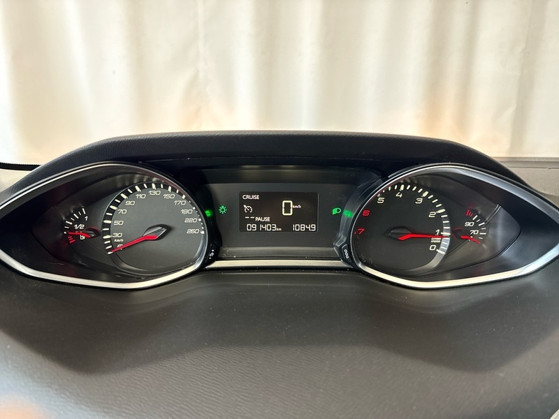 Peugeot 308 vaihtoauto