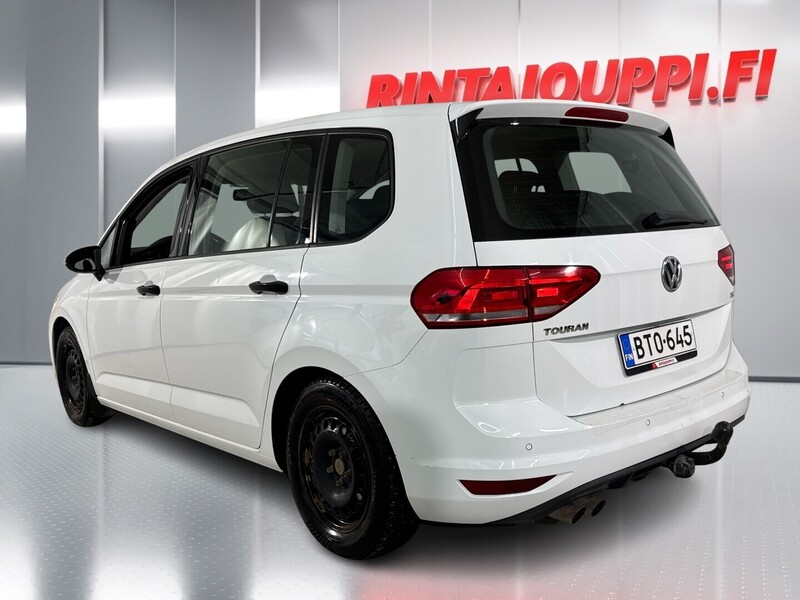 Volkswagen Touran vaihtoauto