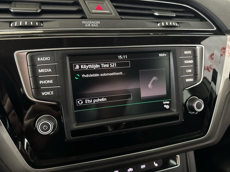 Volkswagen Touran vaihtoauto