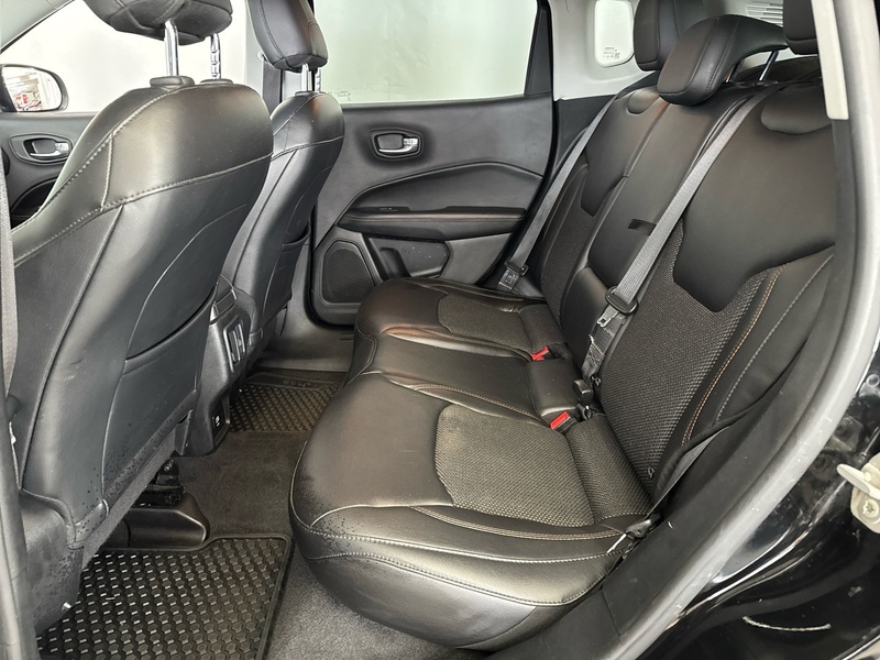 Jeep Compass vaihtoauto