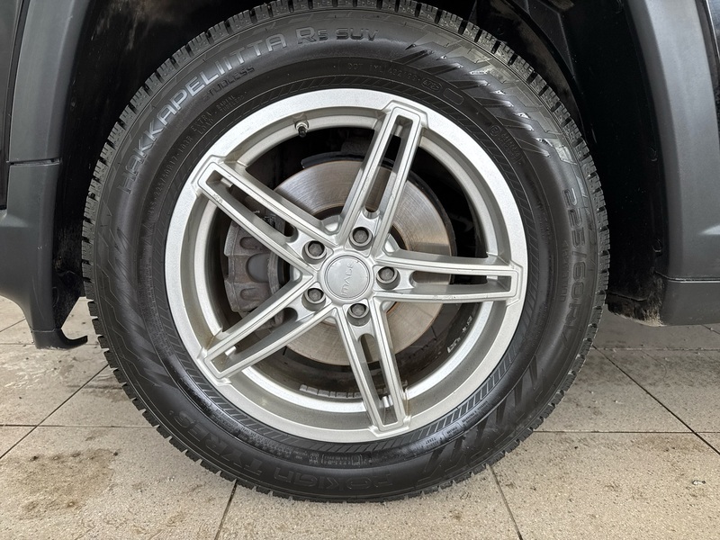 Jeep Compass vaihtoauto