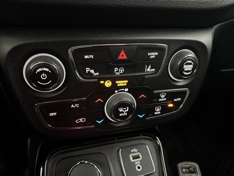 Jeep Compass vaihtoauto