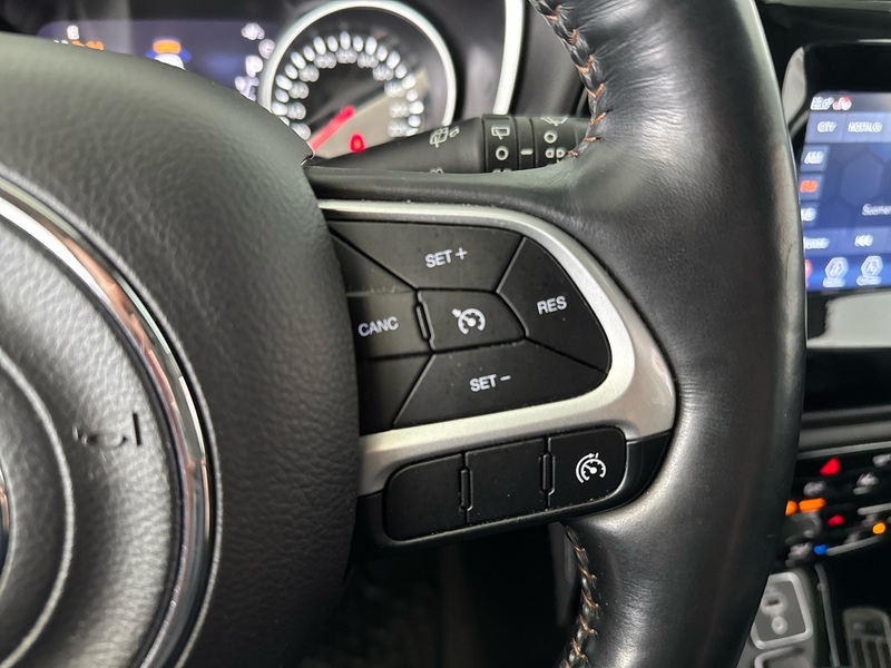 Jeep Compass vaihtoauto