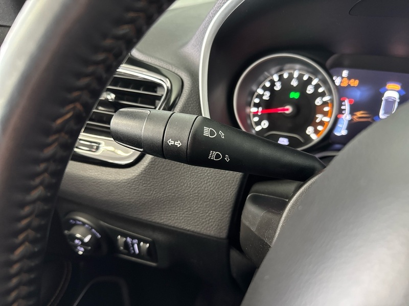 Jeep Compass vaihtoauto