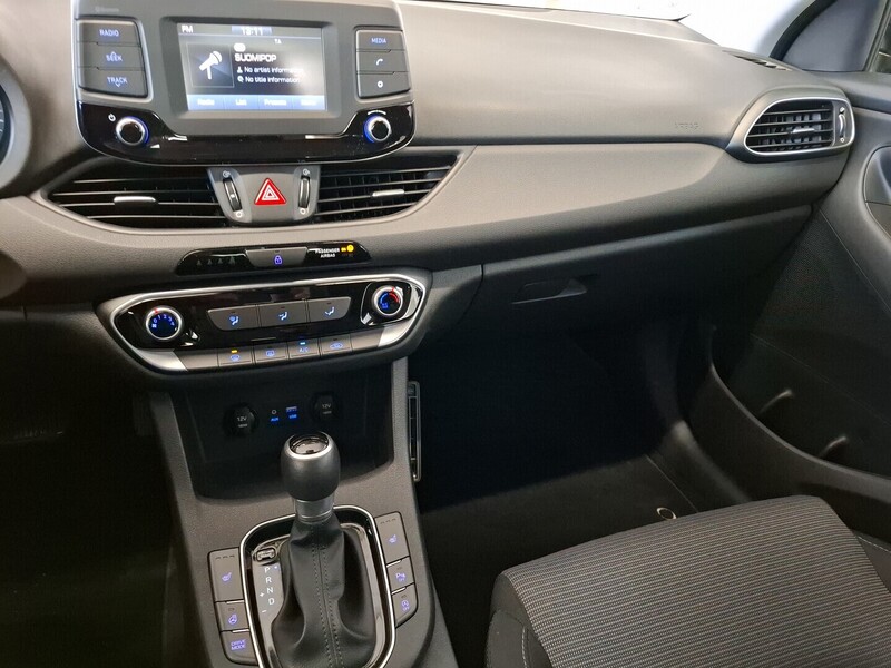 Hyundai i30 5d vaihtoauto