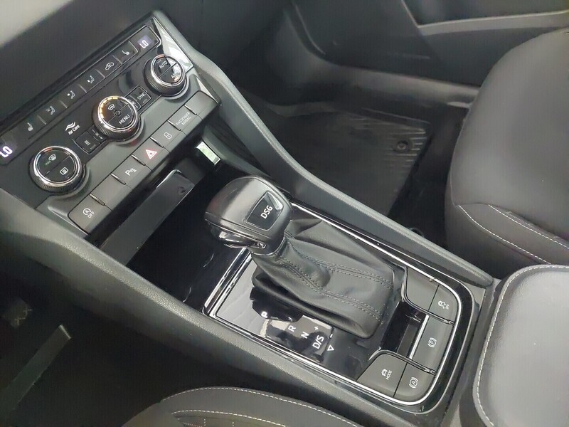 Skoda Karoq vaihtoauto