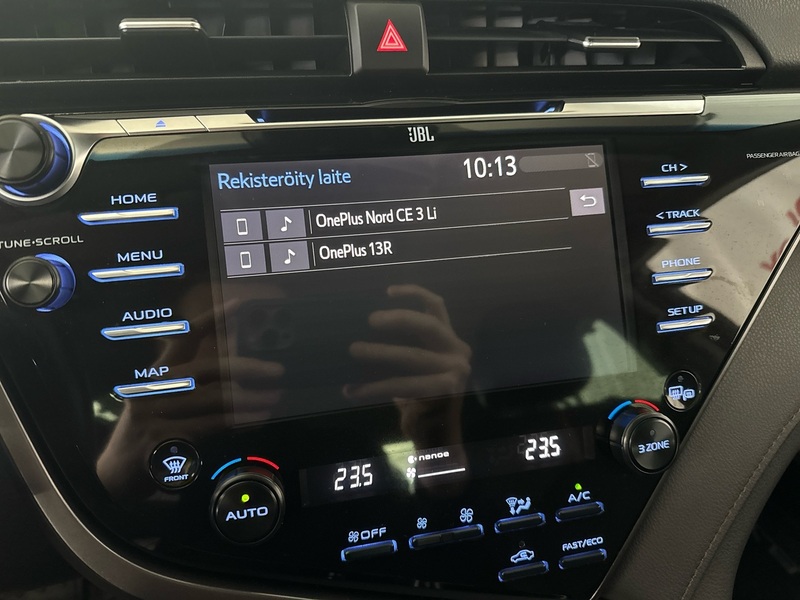 Toyota Camry vaihtoauto