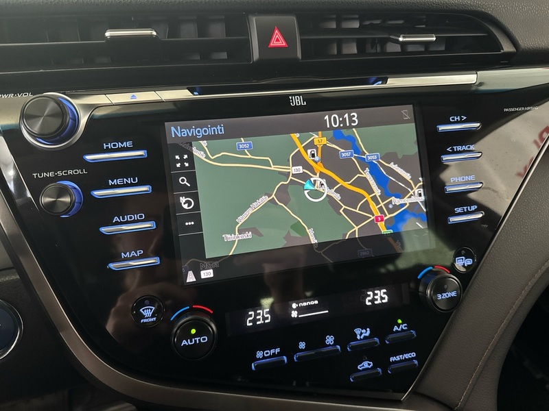 Toyota Camry vaihtoauto