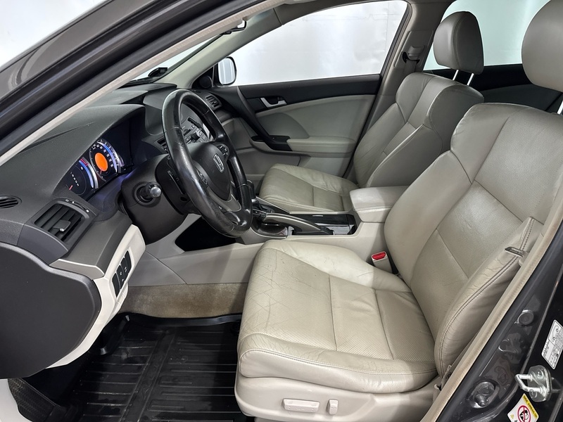 Honda Accord vaihtoauto