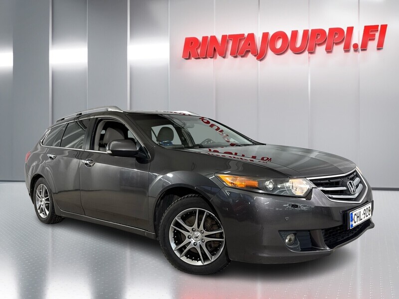 Honda Accord vaihtoauto