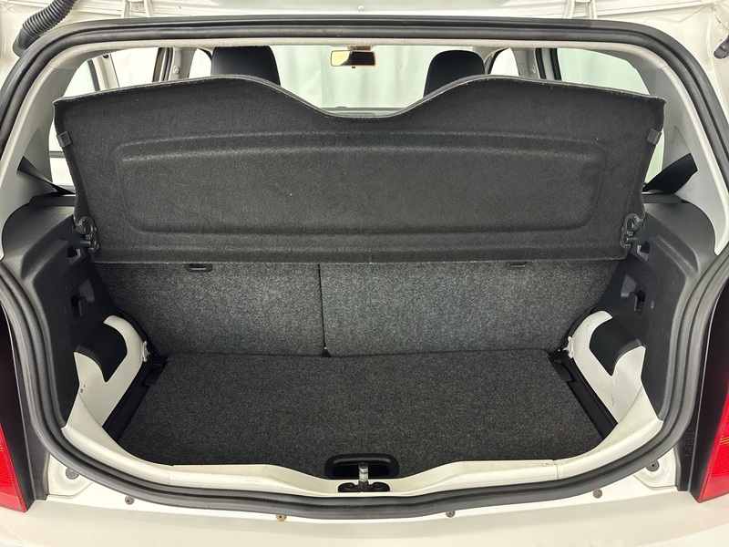 Volkswagen up! vaihtoauto