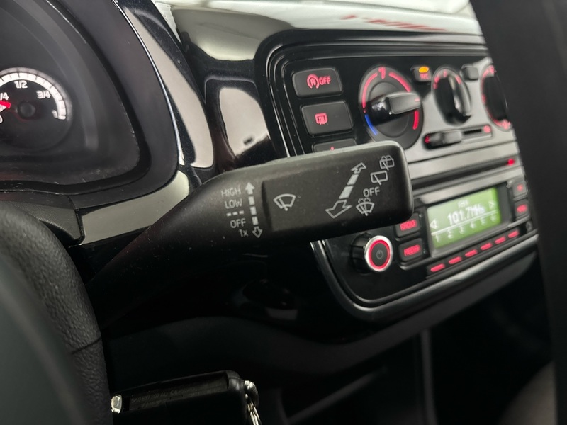 Volkswagen up! vaihtoauto