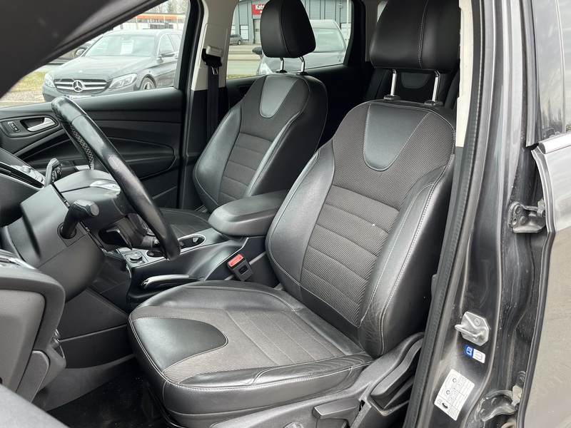Ford Kuga vaihtoauto