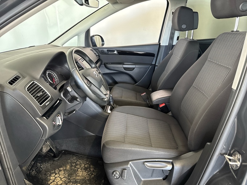 SEAT Alhambra vaihtoauto