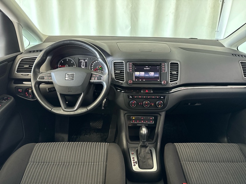 SEAT Alhambra vaihtoauto