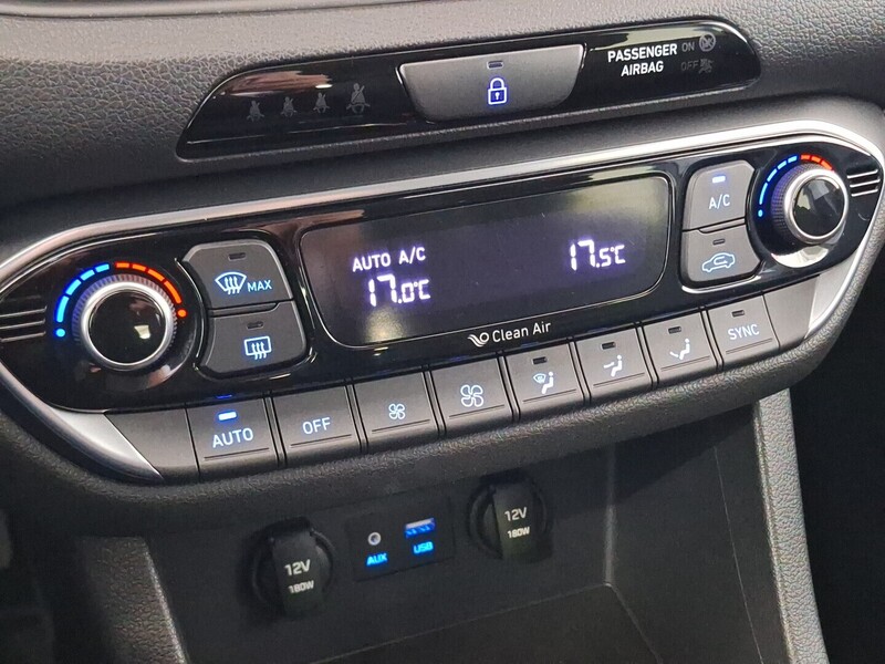 Hyundai i30 5d vaihtoauto