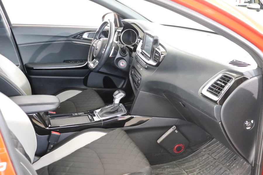 Kia Proceed vaihtoauto