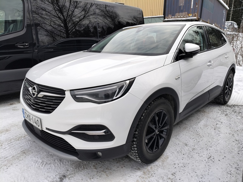 Opel Grandland X vaihtoauto