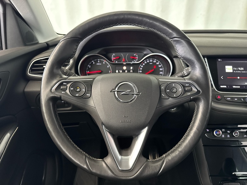 Opel Grandland X vaihtoauto