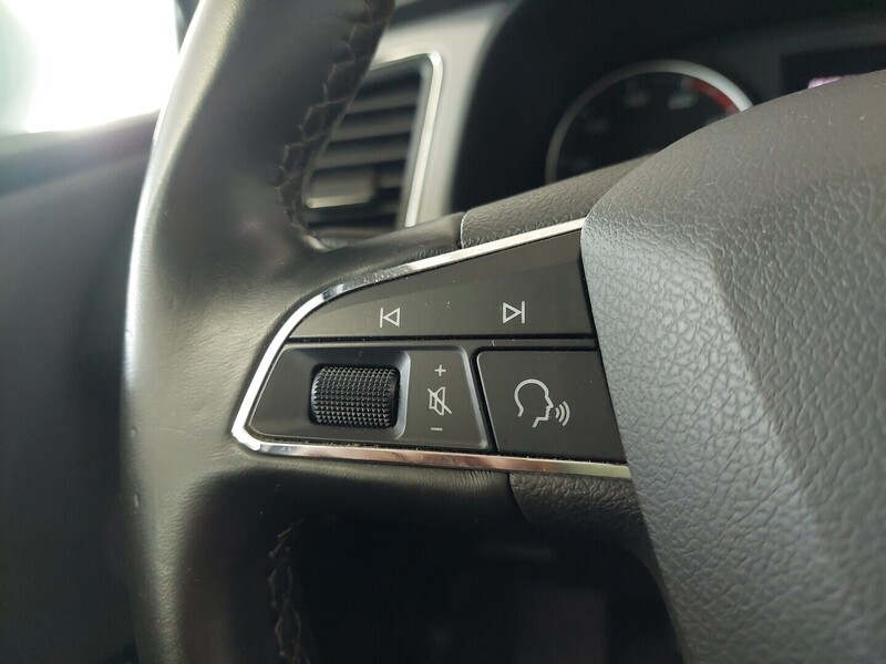 SEAT Leon vaihtoauto