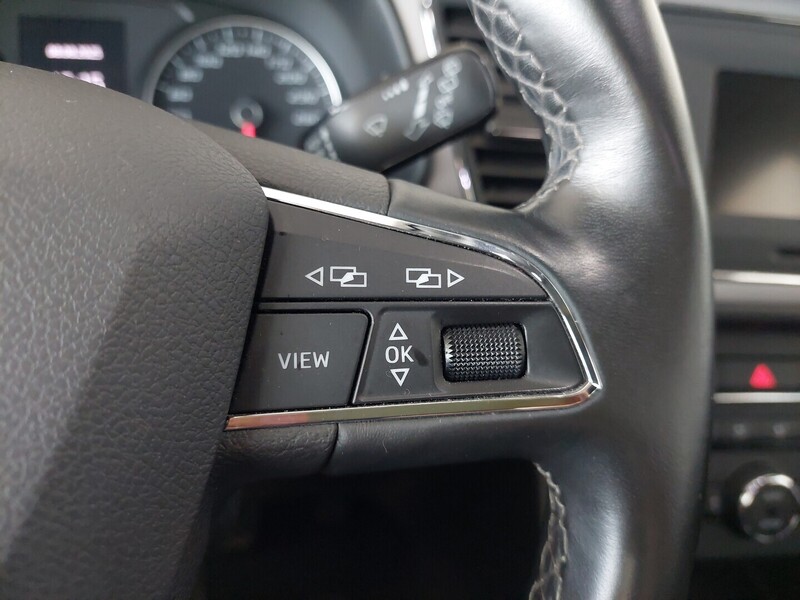 SEAT Leon vaihtoauto