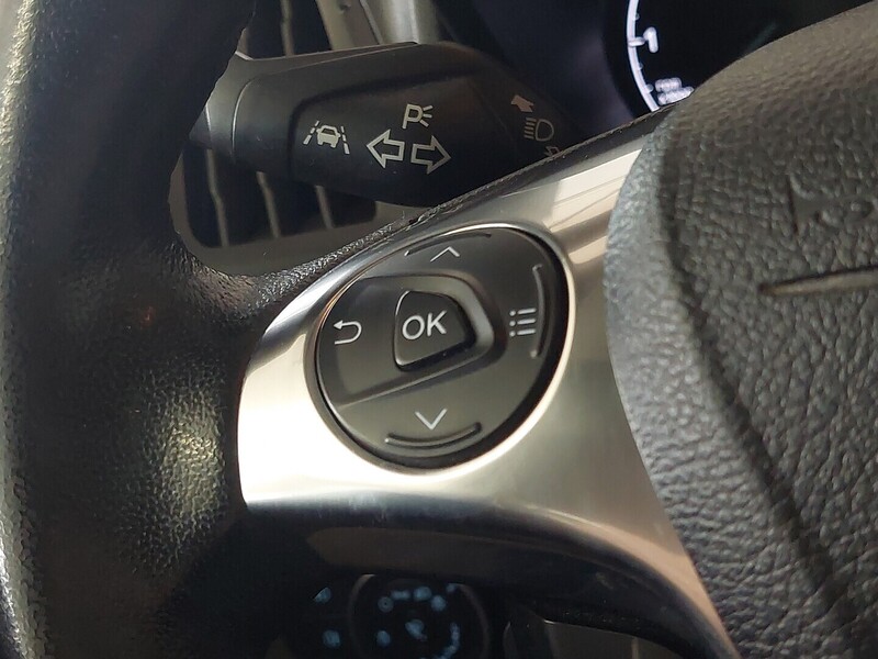 Ford Tourneo Connect vaihtoauto
