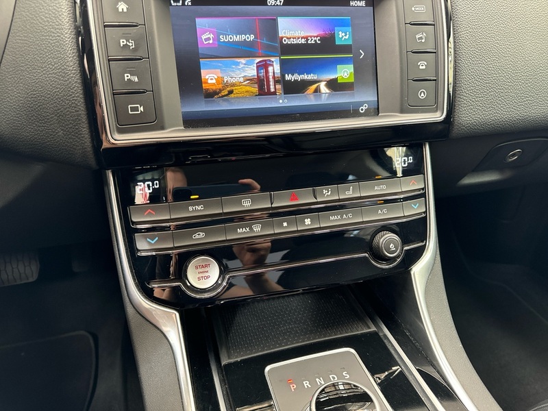 Jaguar XE vaihtoauto