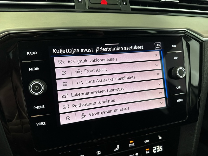 Volkswagen Passat vaihtoauto