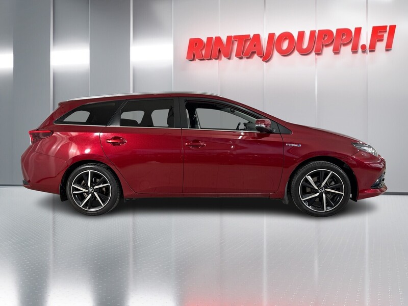 Toyota Auris vaihtoauto