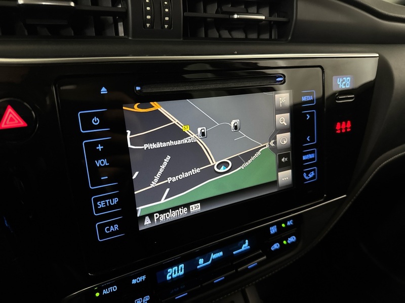 Toyota Auris vaihtoauto