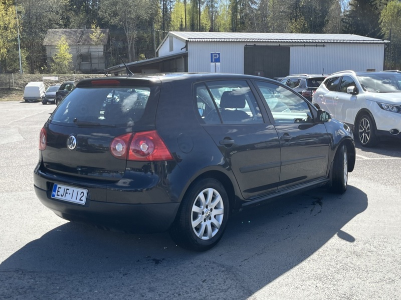 Volkswagen Golf vaihtoauto