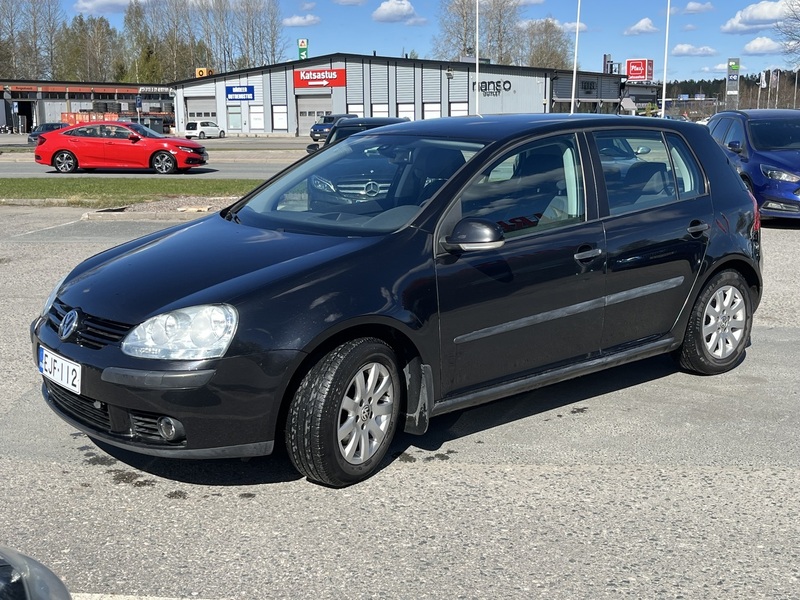 Volkswagen Golf vaihtoauto