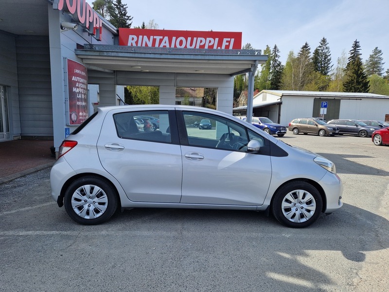 Toyota Yaris vaihtoauto