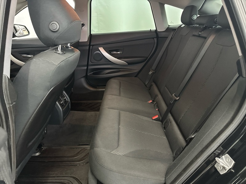 BMW 320 vaihtoauto