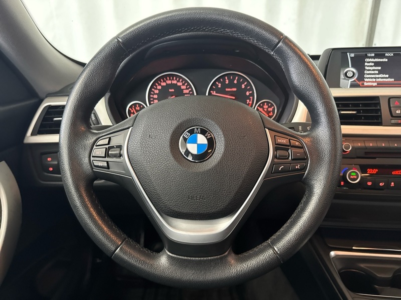 BMW 320 vaihtoauto