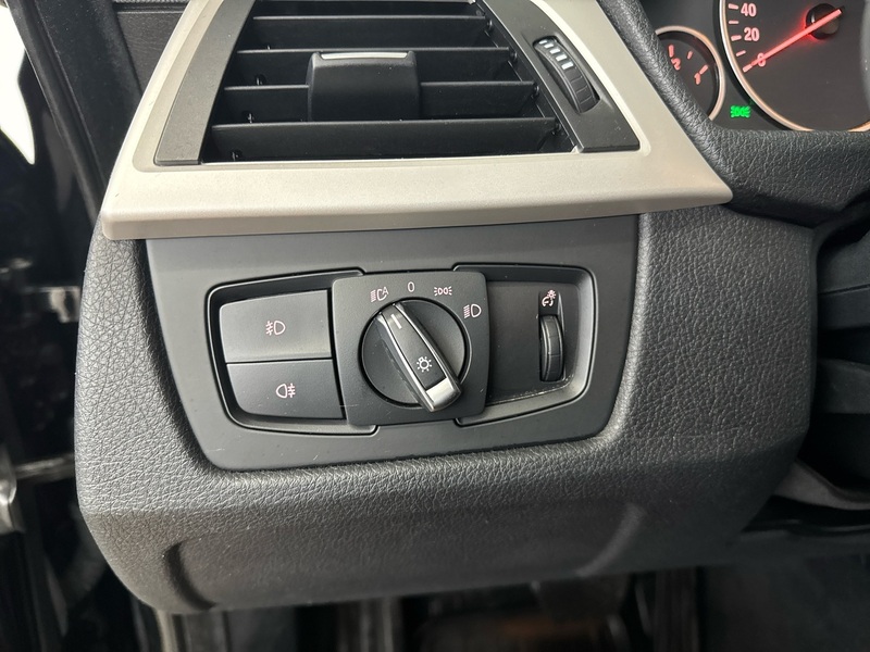 BMW 320 vaihtoauto