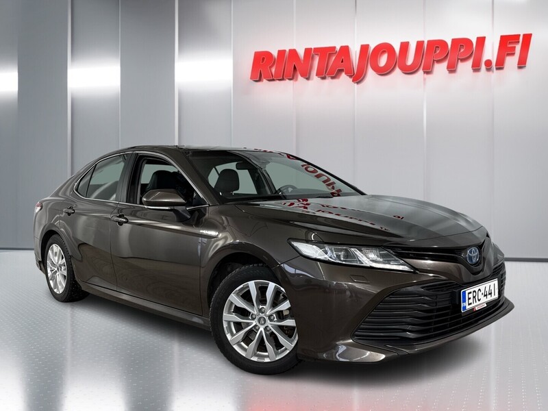 Toyota Camry vaihtoauto