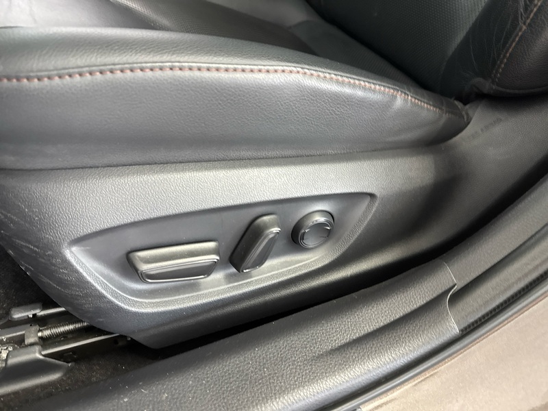 Toyota Camry vaihtoauto