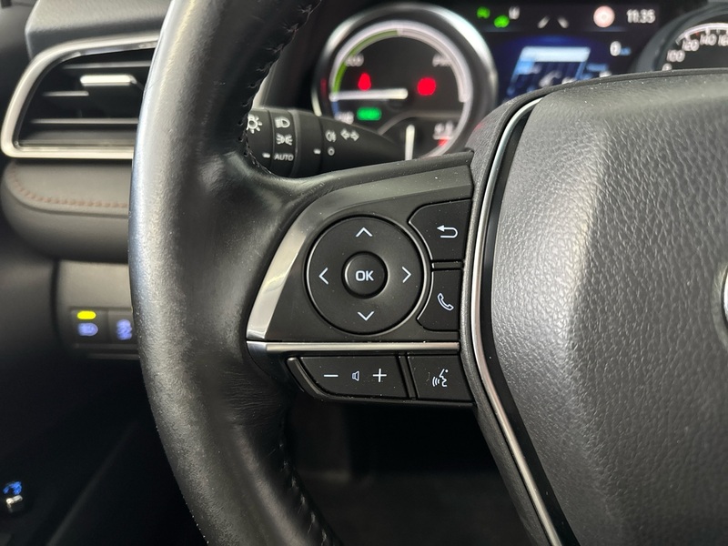 Toyota Camry vaihtoauto