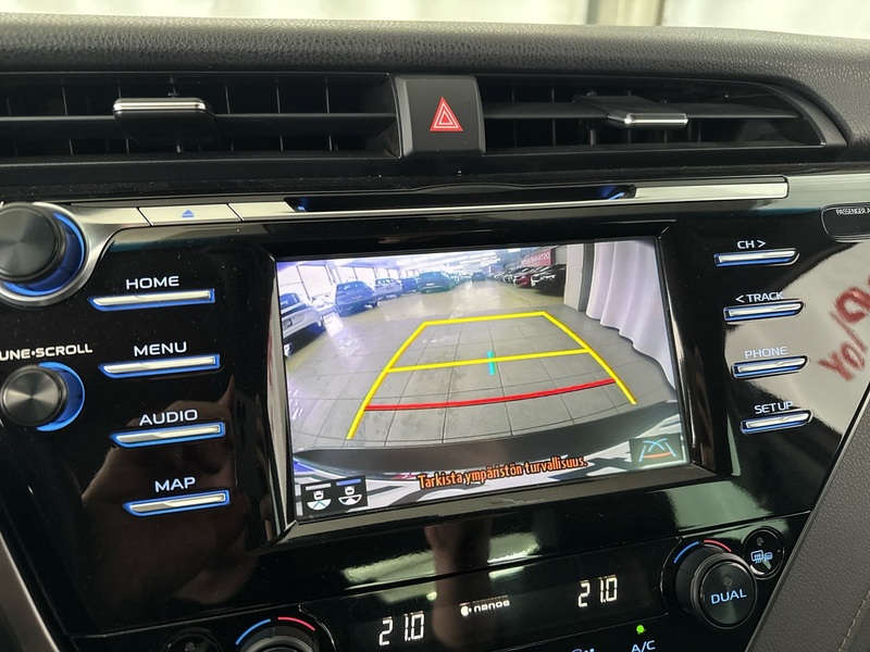 Toyota Camry vaihtoauto