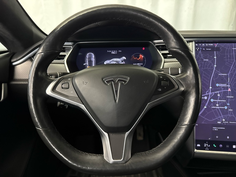 Tesla Model S vaihtoauto