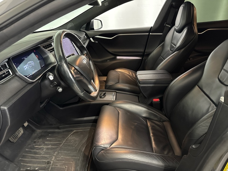 Tesla Model S vaihtoauto