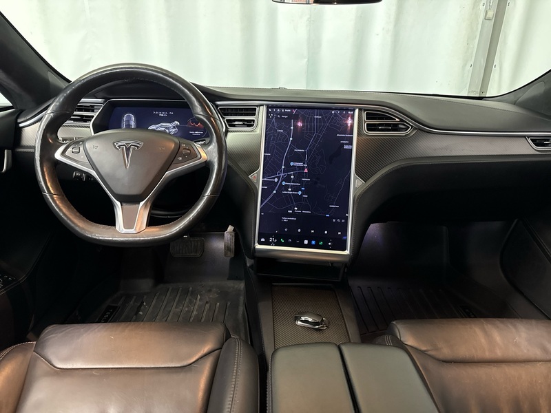 Tesla Model S vaihtoauto