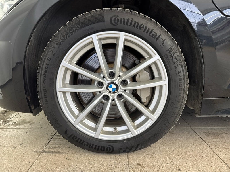BMW 330 vaihtoauto