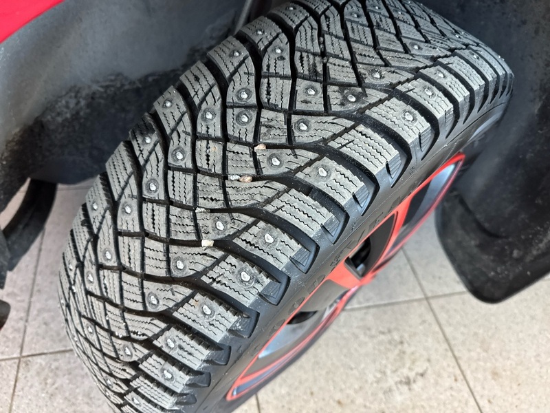 Volkswagen Caddy Maxi vaihtoauto