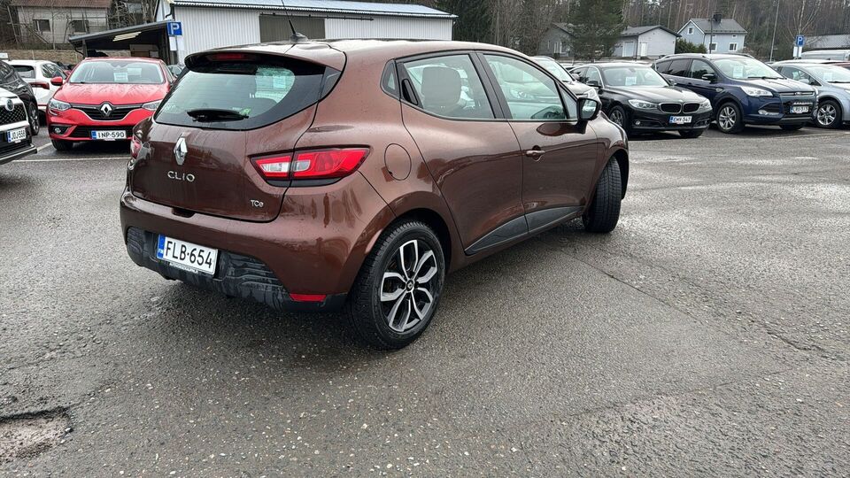 Renault Clio vaihtoauto