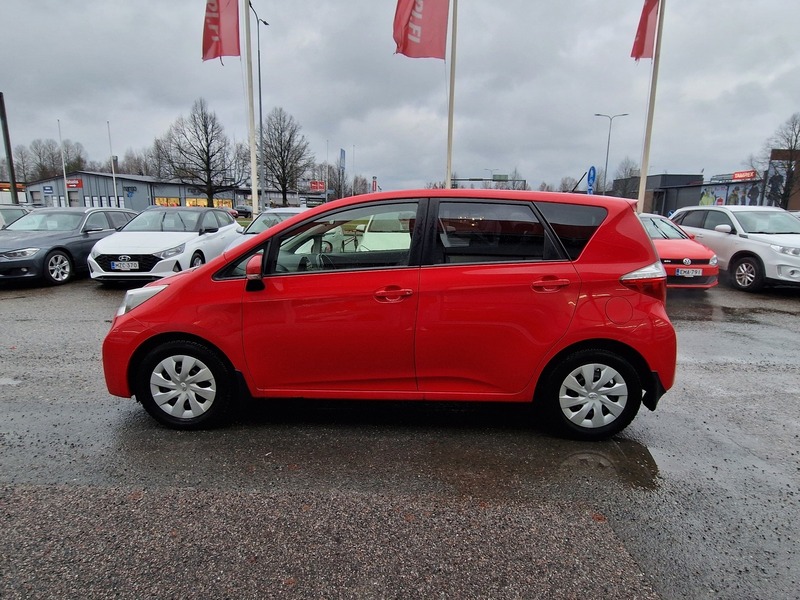 Toyota Verso-S vaihtoauto