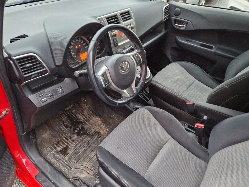 Toyota Verso-S vaihtoauto