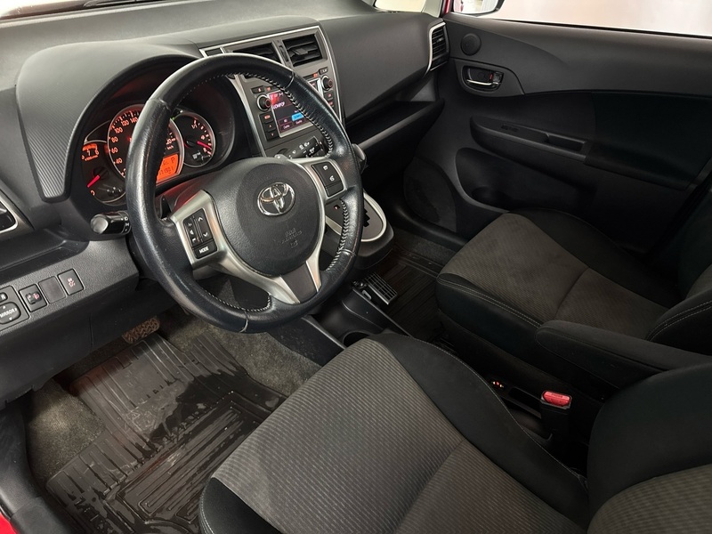 Toyota Verso-S vaihtoauto